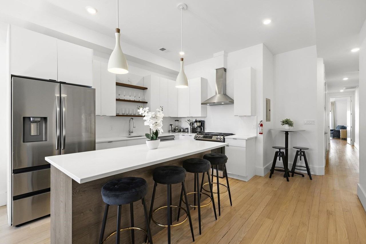 206 Fulton Ave #1 - Photo 3 of 19