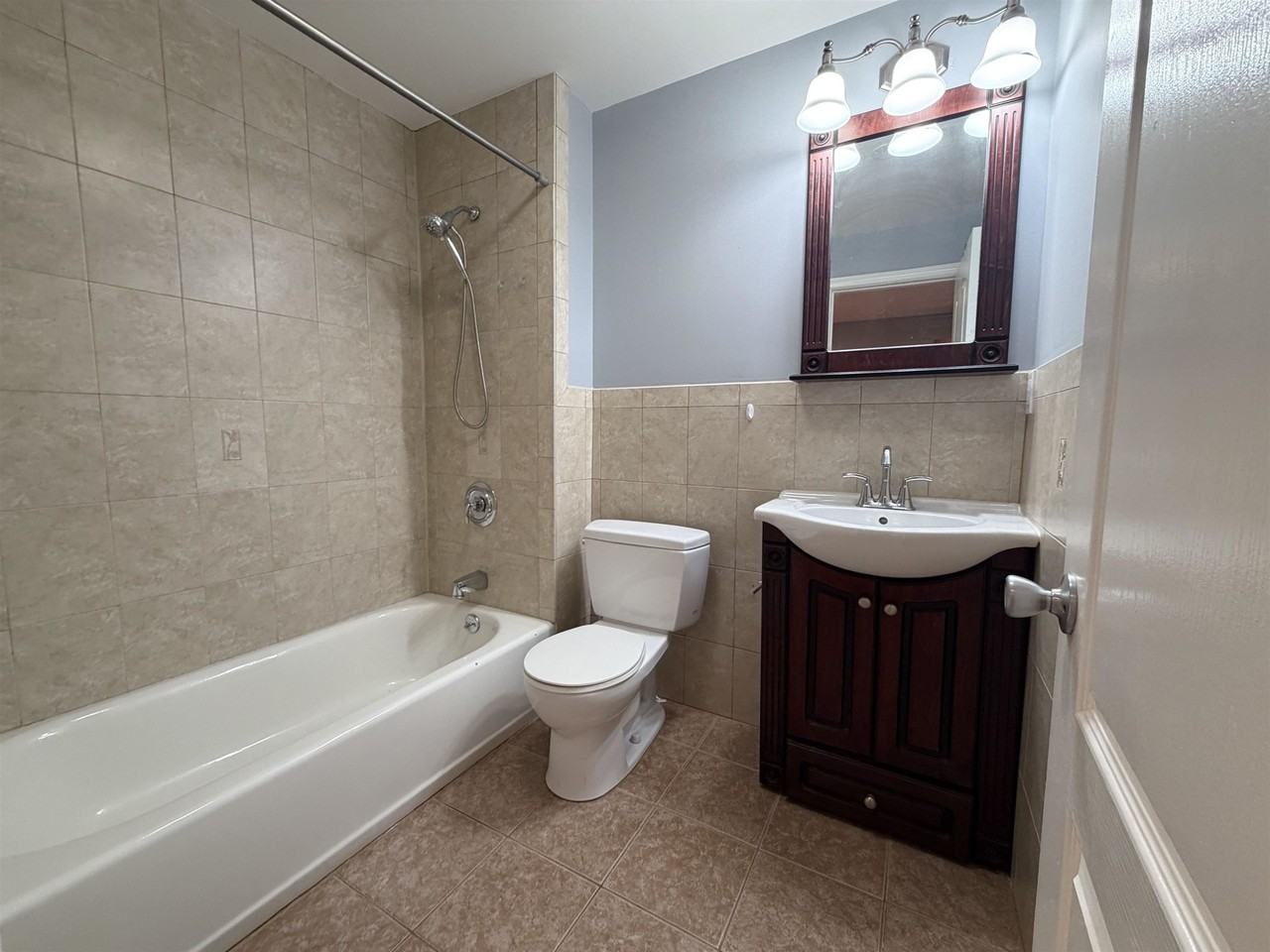 315 Broadway #1 - Photo 4 of 14