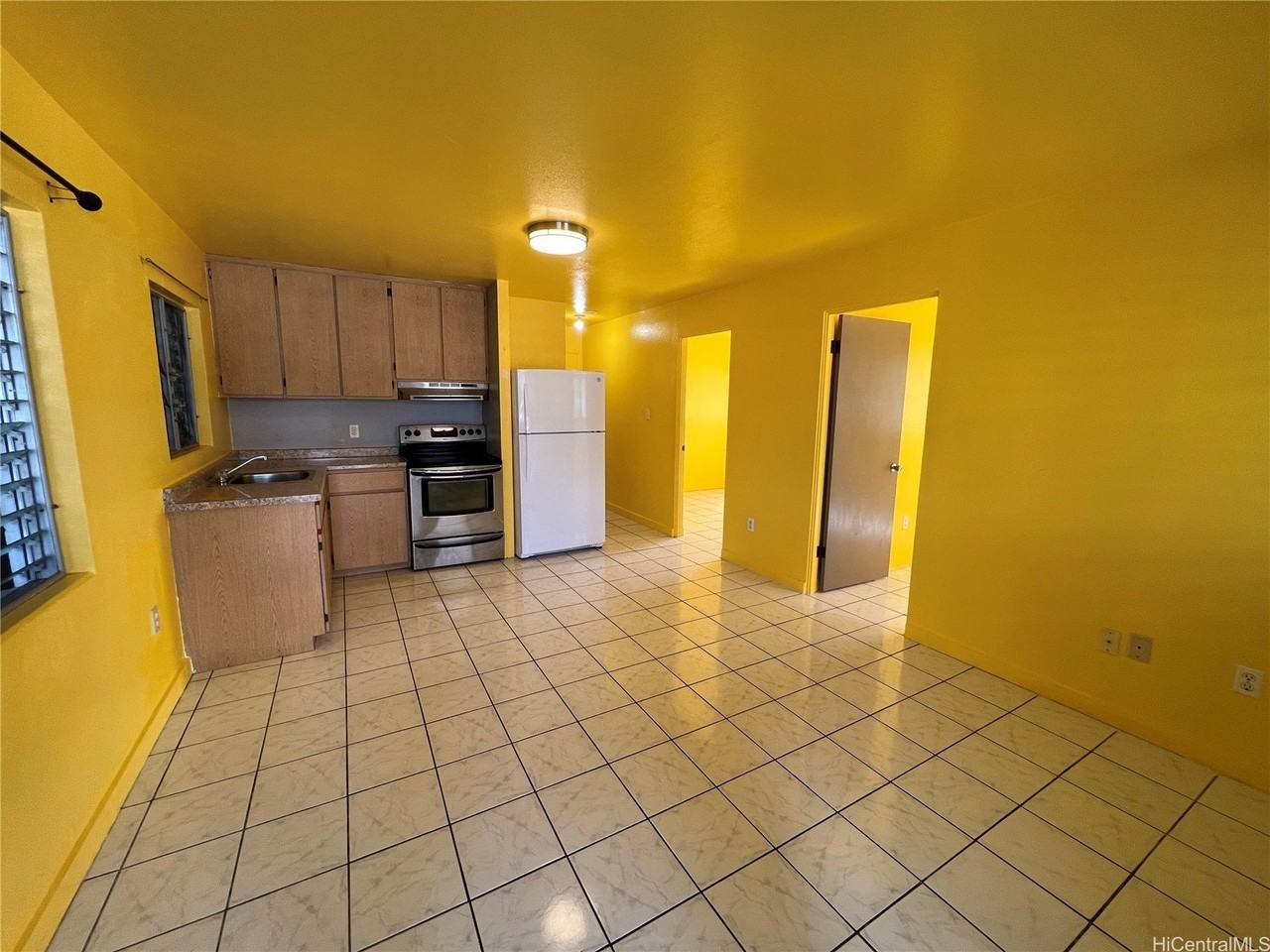 234 Oneawa St - Photo 2 of 5