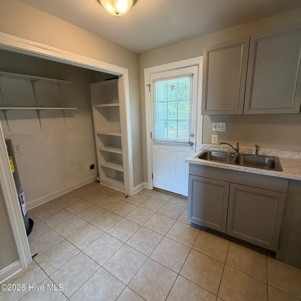 107 Juniper Ln #A - Photo 6 of 10