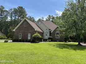 118 Saint Andrews Cir - Photo 1 of 1