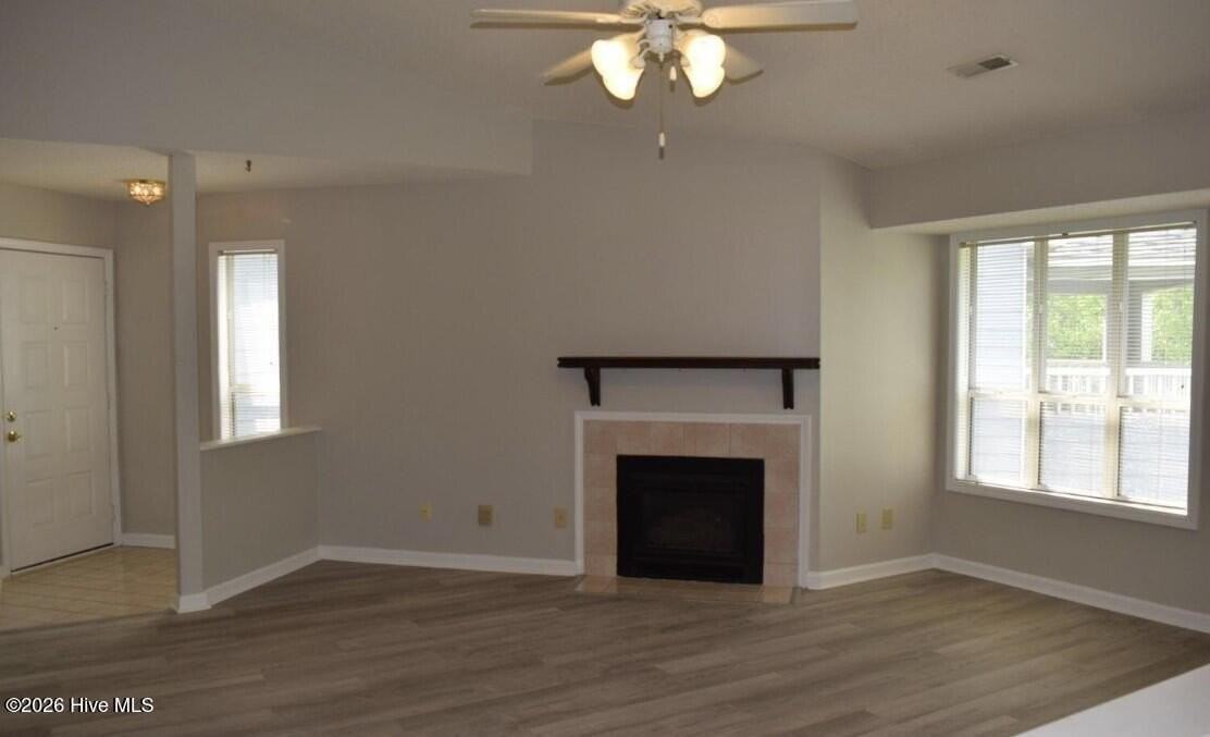 102 Breezewood Dr #G - Photo 7 of 17