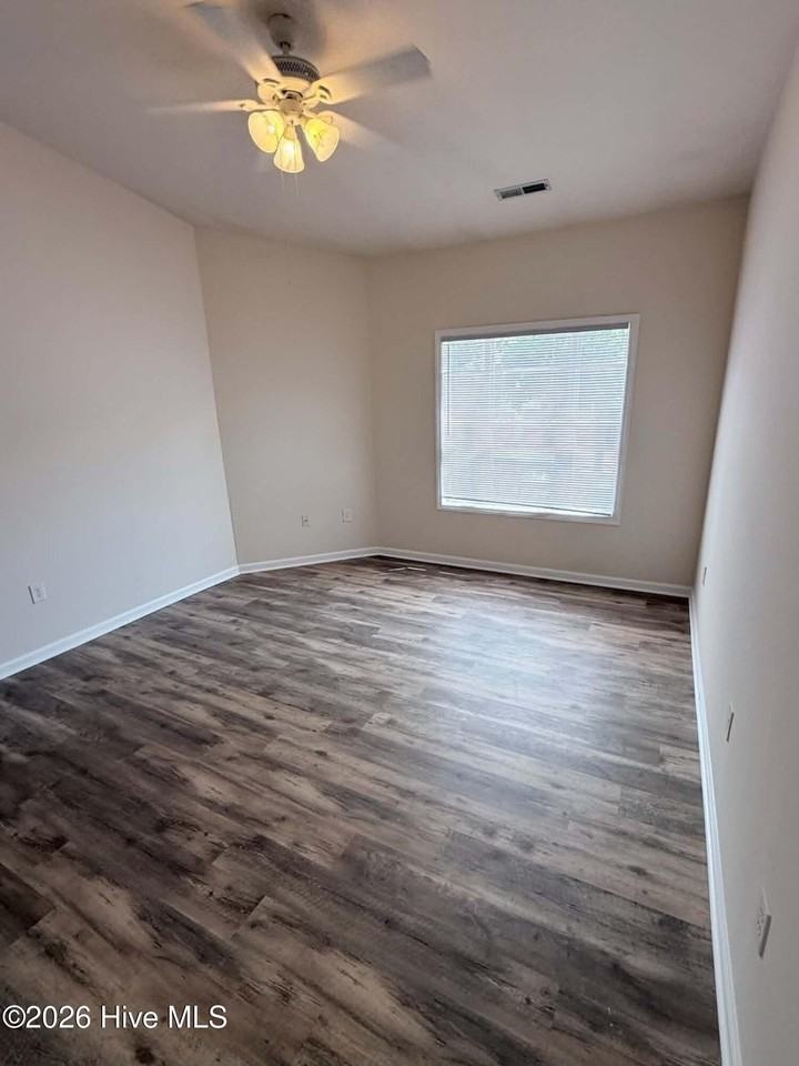 1111 Turtle Creek Rd #E - Photo 7 of 12
