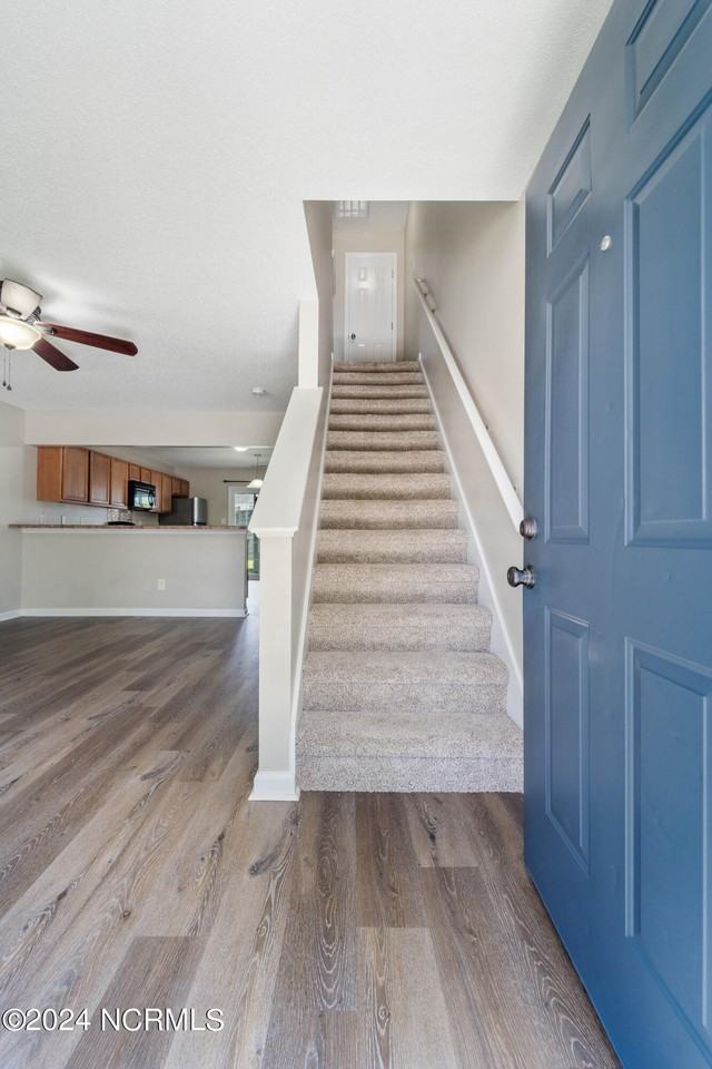 1000 Banister Loop - Photo 2 of 20