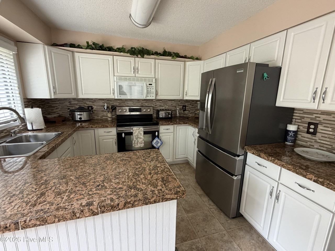 32 Martin Dr #A - Photo 5 of 18