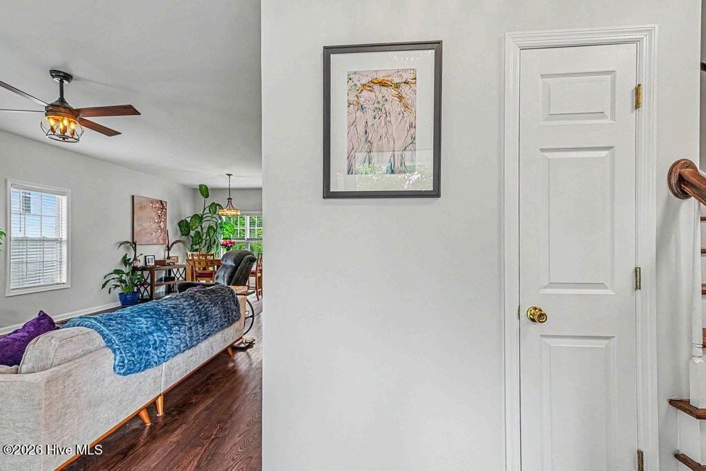 609 Riva Ridge Rd - Photo 4 of 36