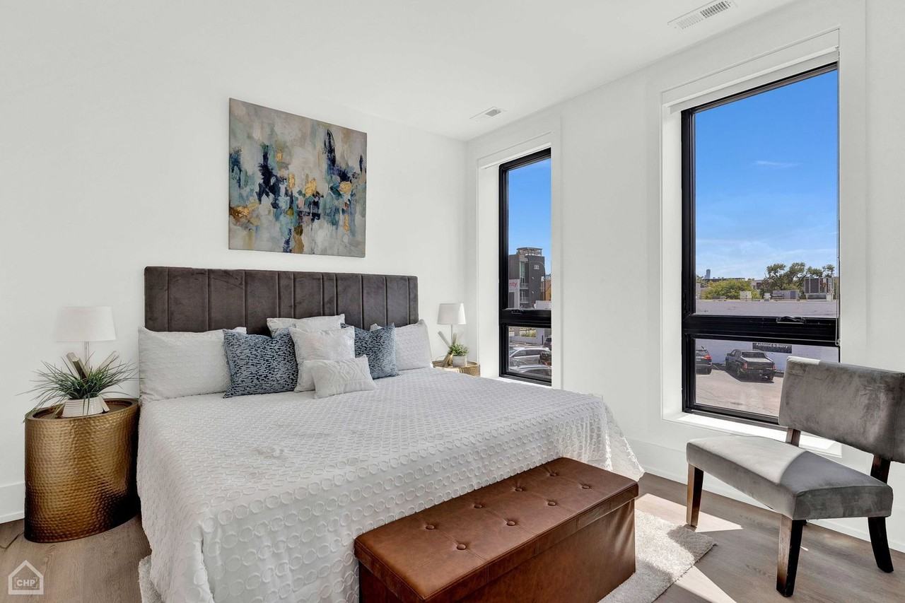 1613 W Belmont Ave, Chicago, IL - Photo 6 of 26