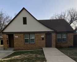 featured image of 2211 17th St #A