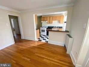 602 W 20th St - Photo 6 of 10
