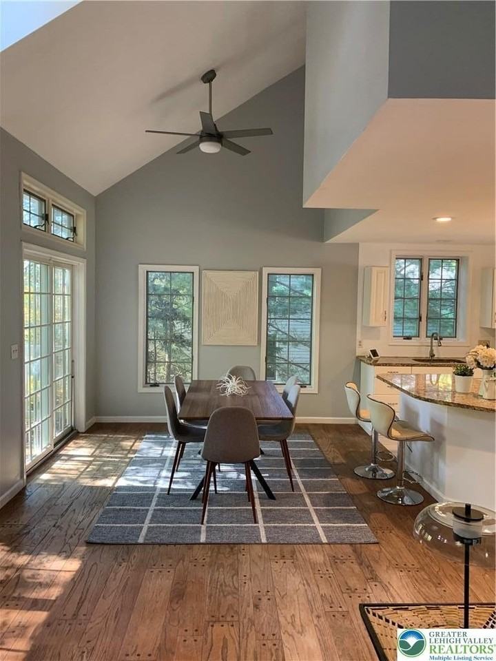 520 Eagle Dr - Photo 4 of 18