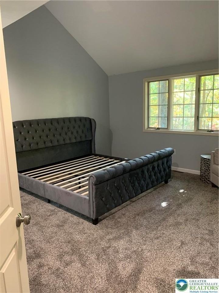 520 Eagle Dr - Photo 6 of 18