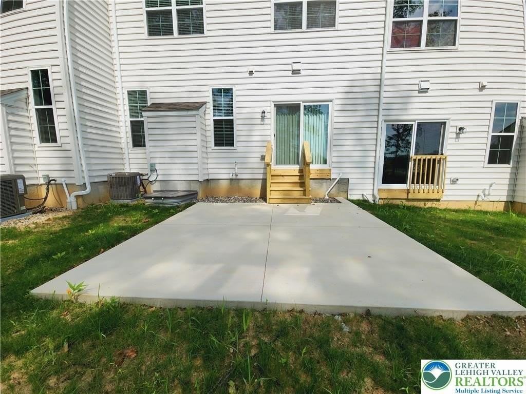 422 Gray Feather Way - Photo 5 of 44
