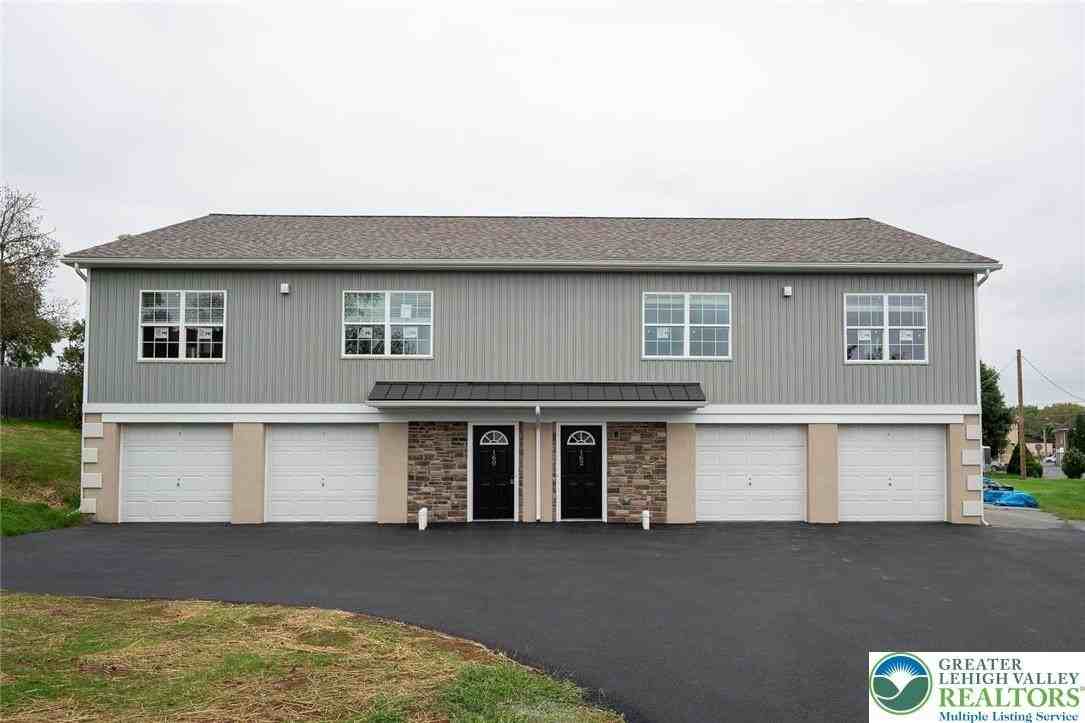 160 William St - Photo 2 of 24