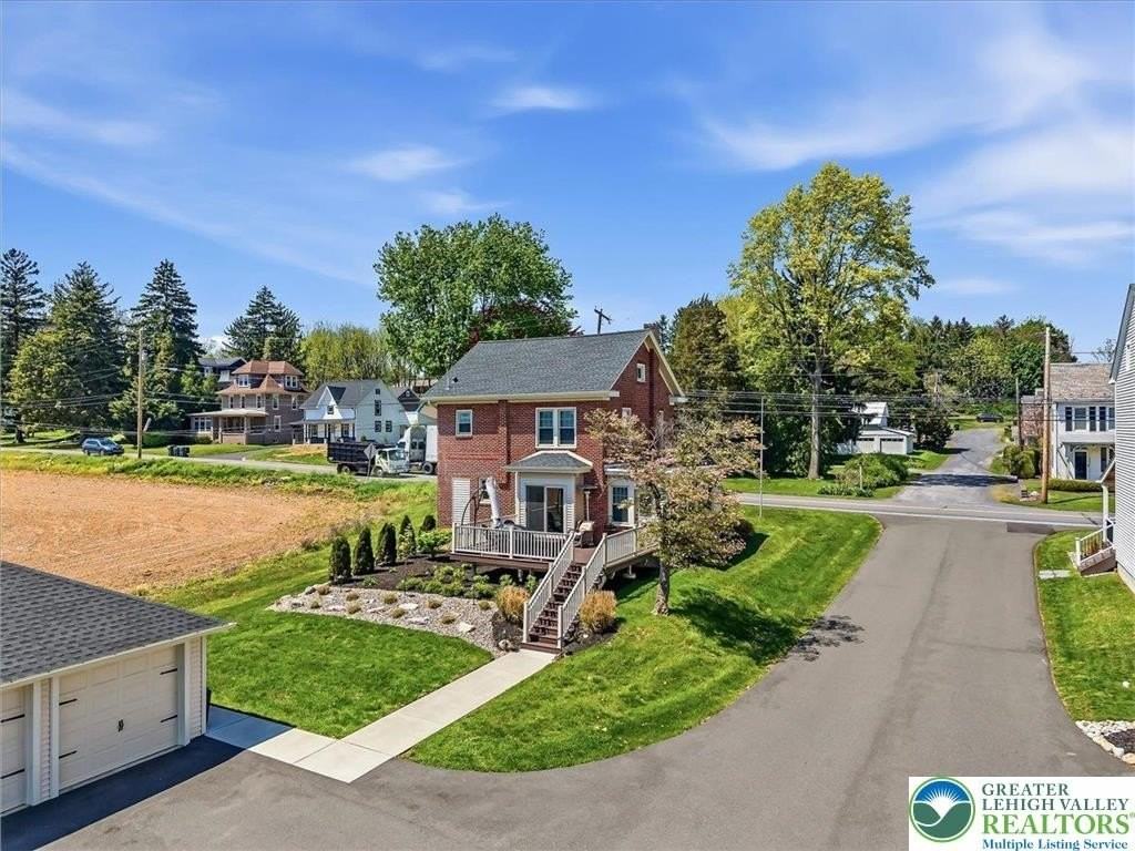 8038 Main St - Photo 2 of 36