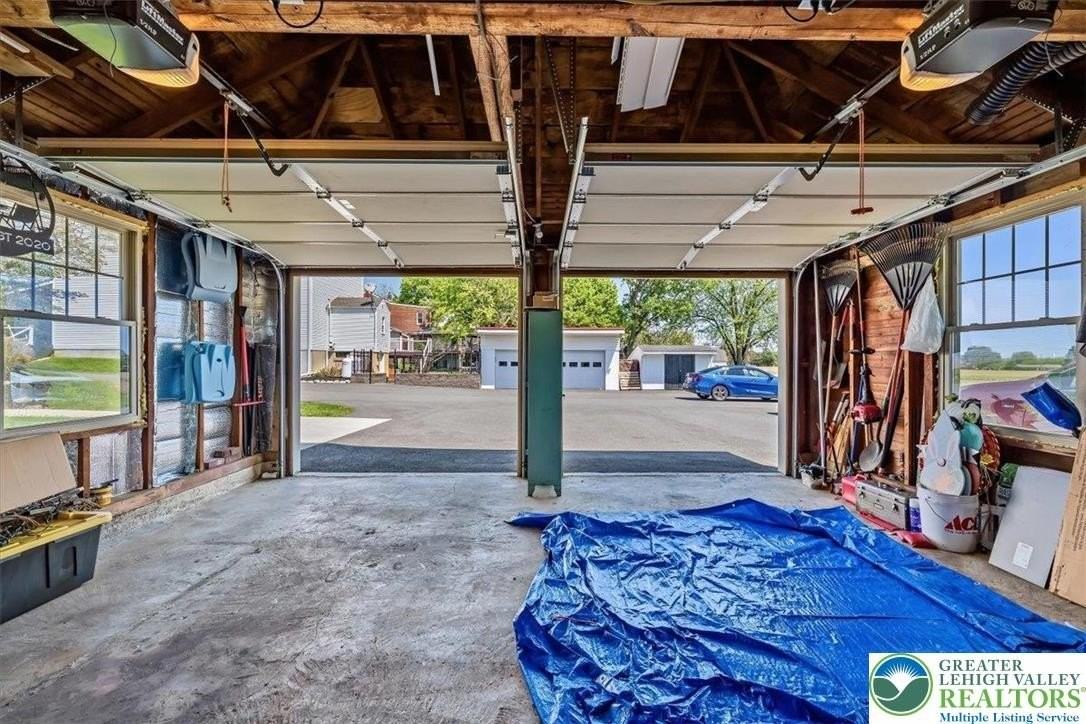 8038 Main St - Photo 5 of 36