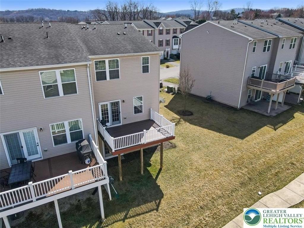 10 White Rose Ln - Photo 5 of 33