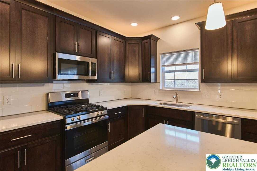 6653 Stein Way - Photo 5 of 30