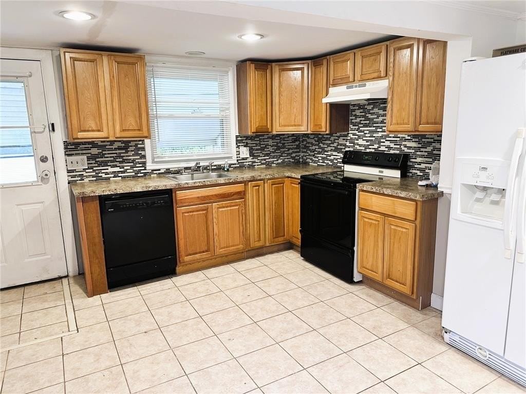 3124 N 2nd St - Photo 4 of 9