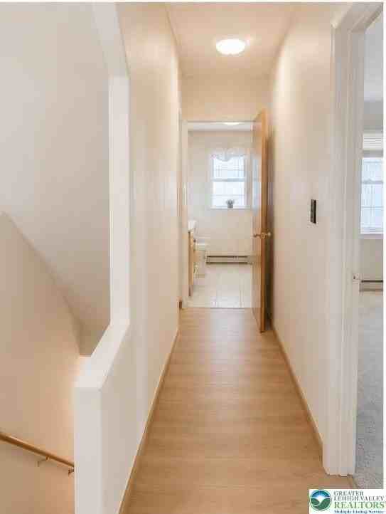 229 N Peach St - Photo 5 of 8