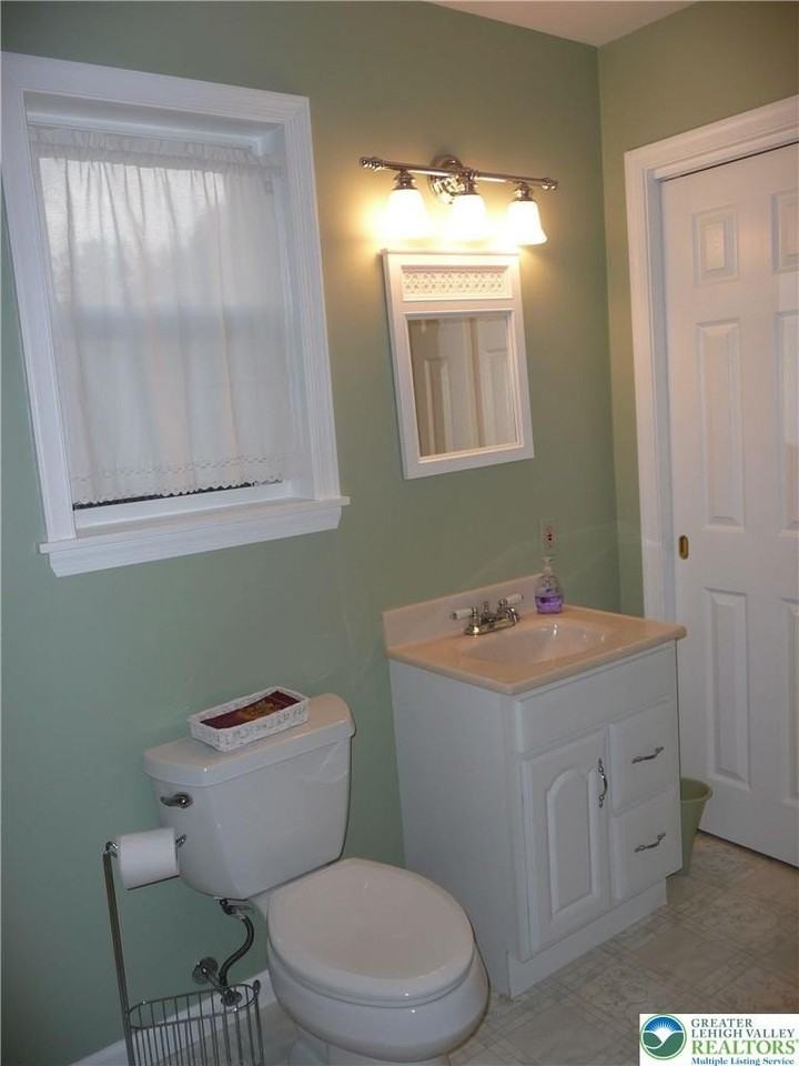4705 Pheasant Run Ct #1 - Photo 4 of 12