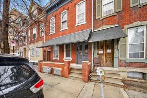 featured image of 1139 W Linden St