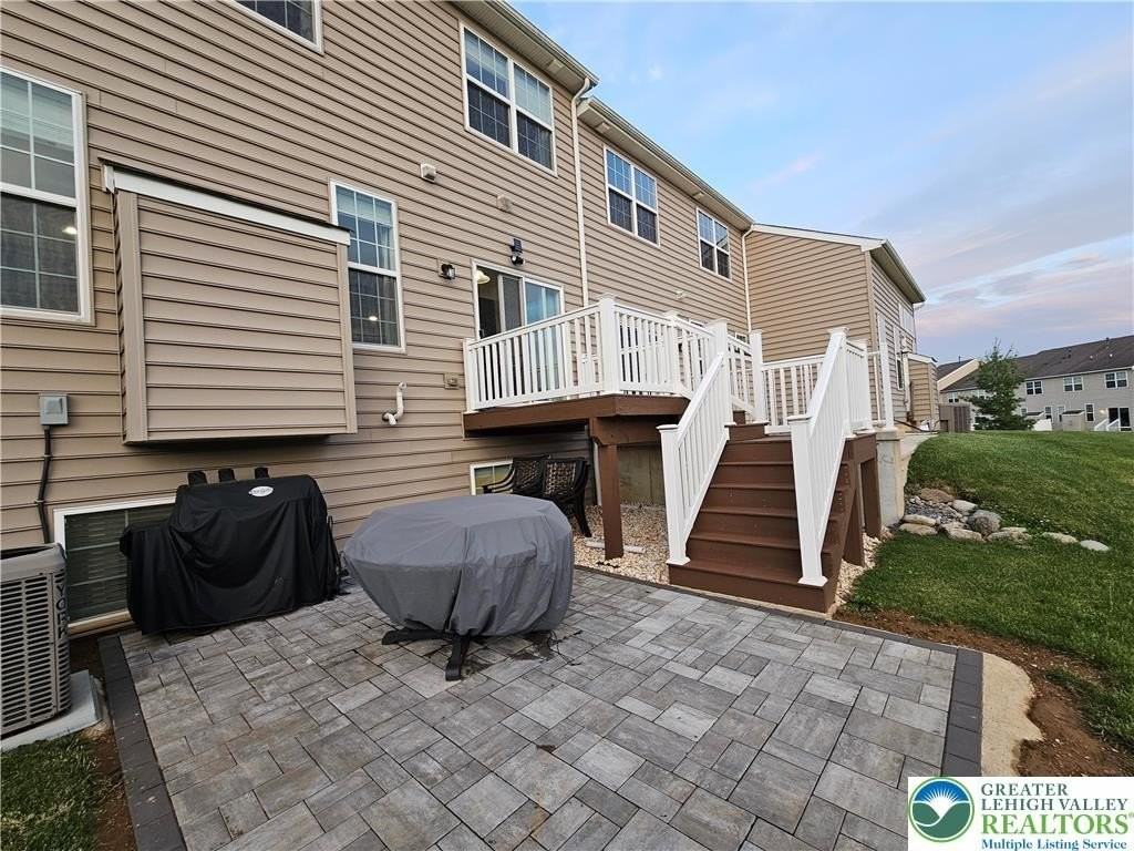4613 Woodbrush Way - Photo 4 of 34
