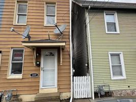 featured image of 1209 Mechanic St