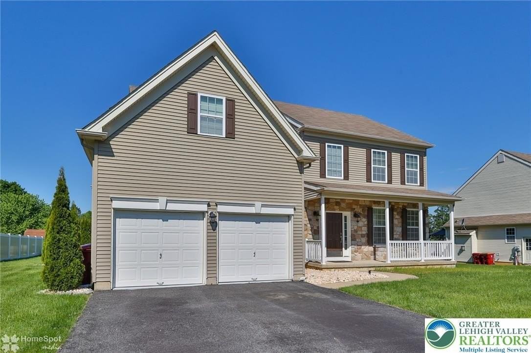 2784 Clark Pl - Photo 2 of 48