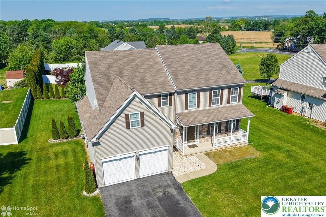 2784 Clark Pl - Photo 3 of 48