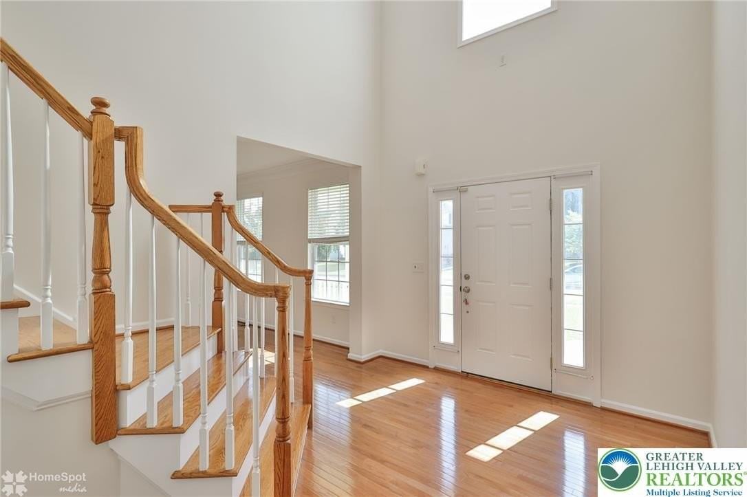 2784 Clark Pl - Photo 7 of 48
