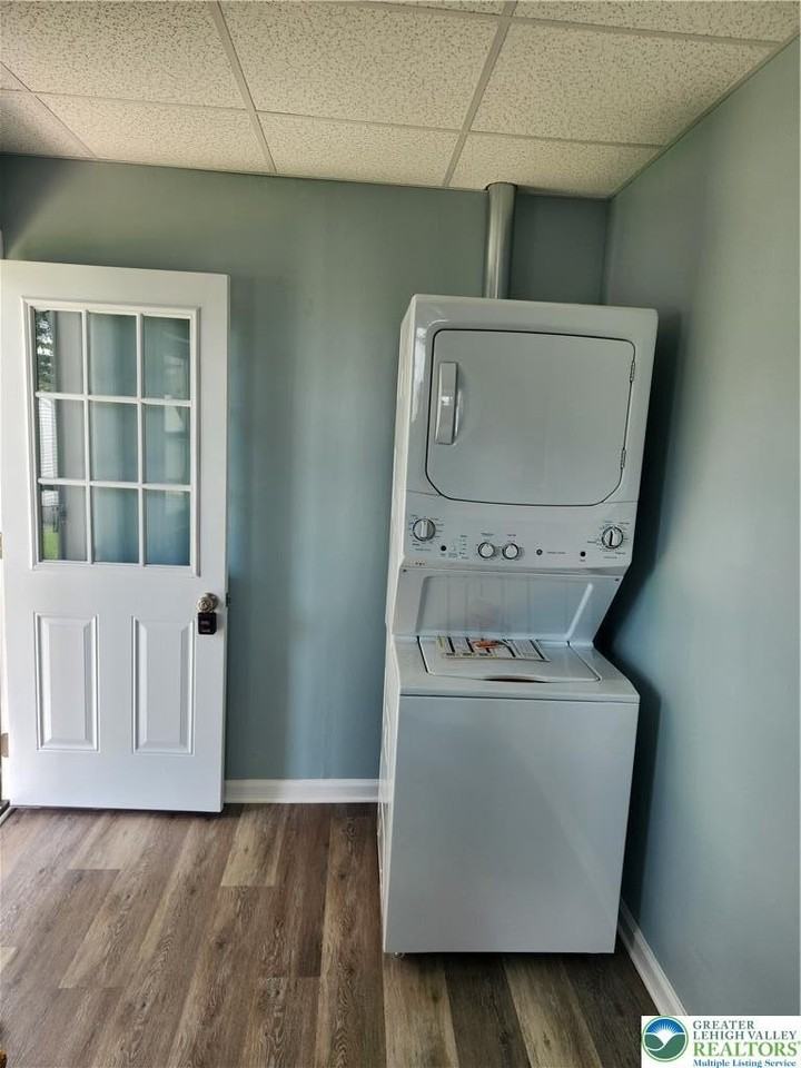 2347 Washington Ave #1 - Photo 6 of 9