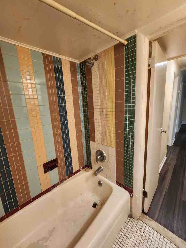 69 Glenwood Ave #3 - Photo 2 of 7