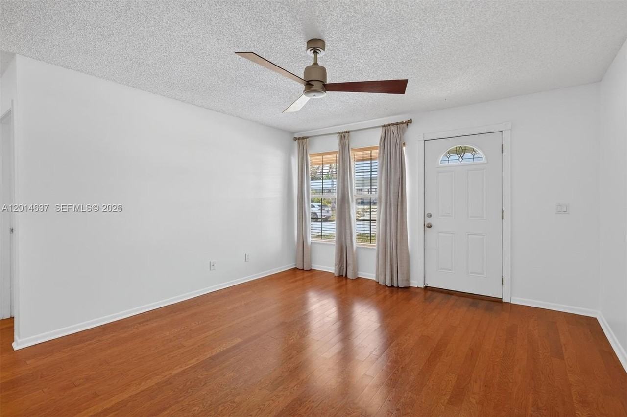 2240 Ne Rustic Way - Photo 2 of 18