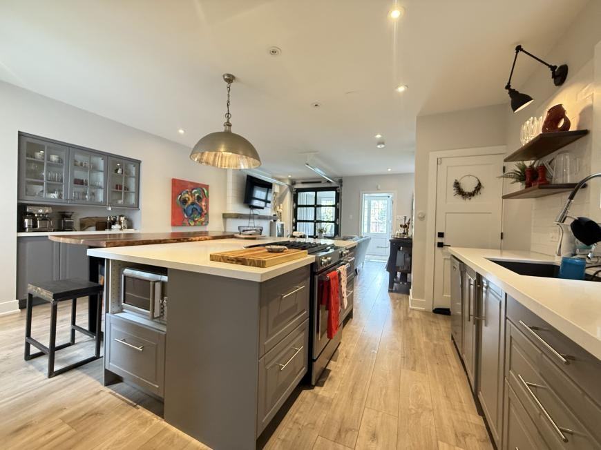 48 Albani St - Photo 5 of 10