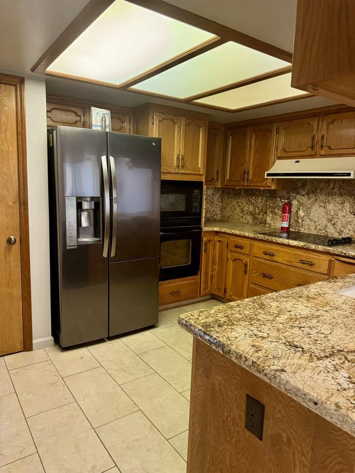 3650 W Beechwood Ave #1 - Photo 6 of 25