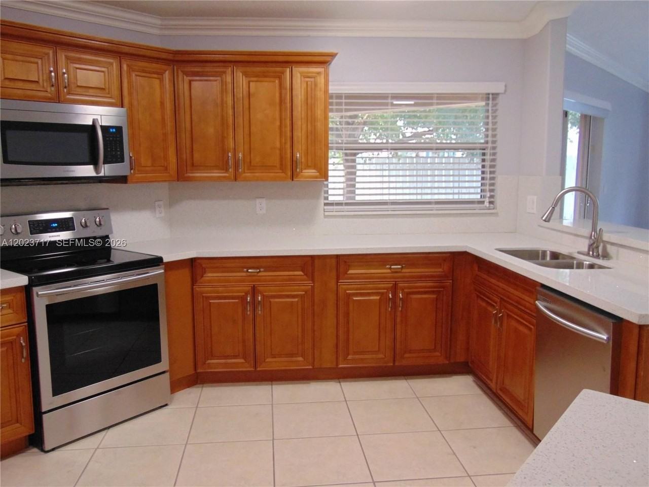 17883 Sw 5th St - Photo 7 of 36