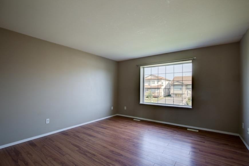 9401 129 Ave - Photo 6 of 10