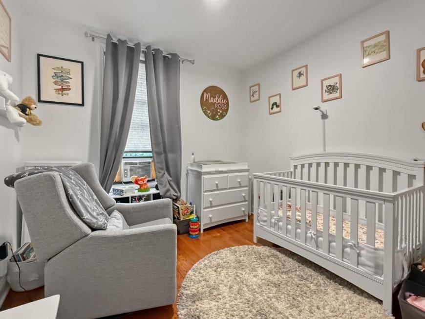 209 W 97th St - Photo 4 of 7