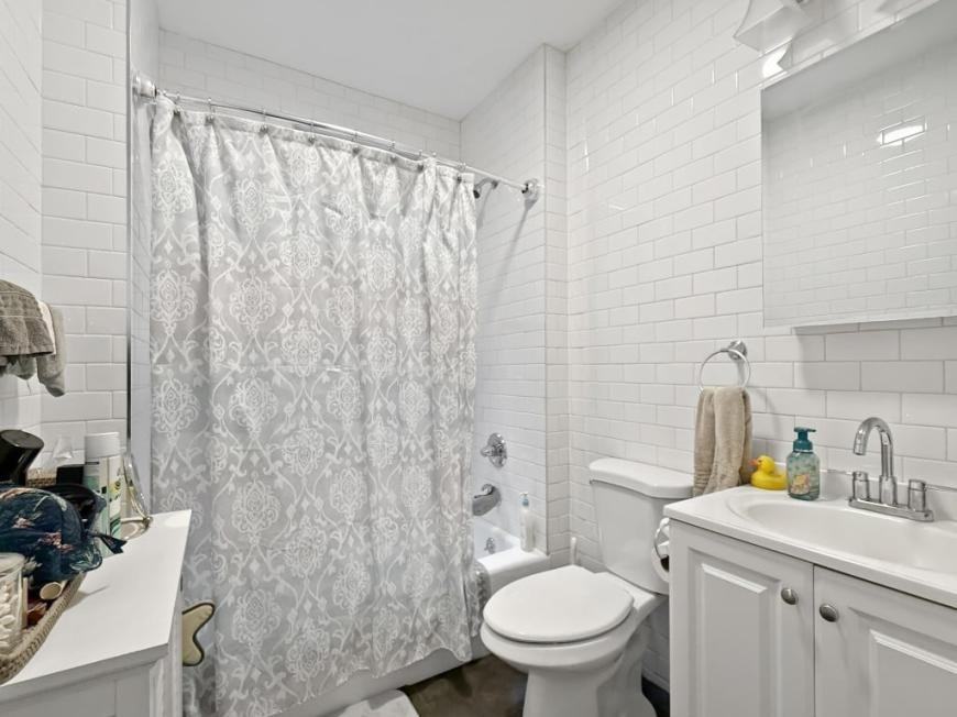 209 W 97th St - Photo 5 of 7