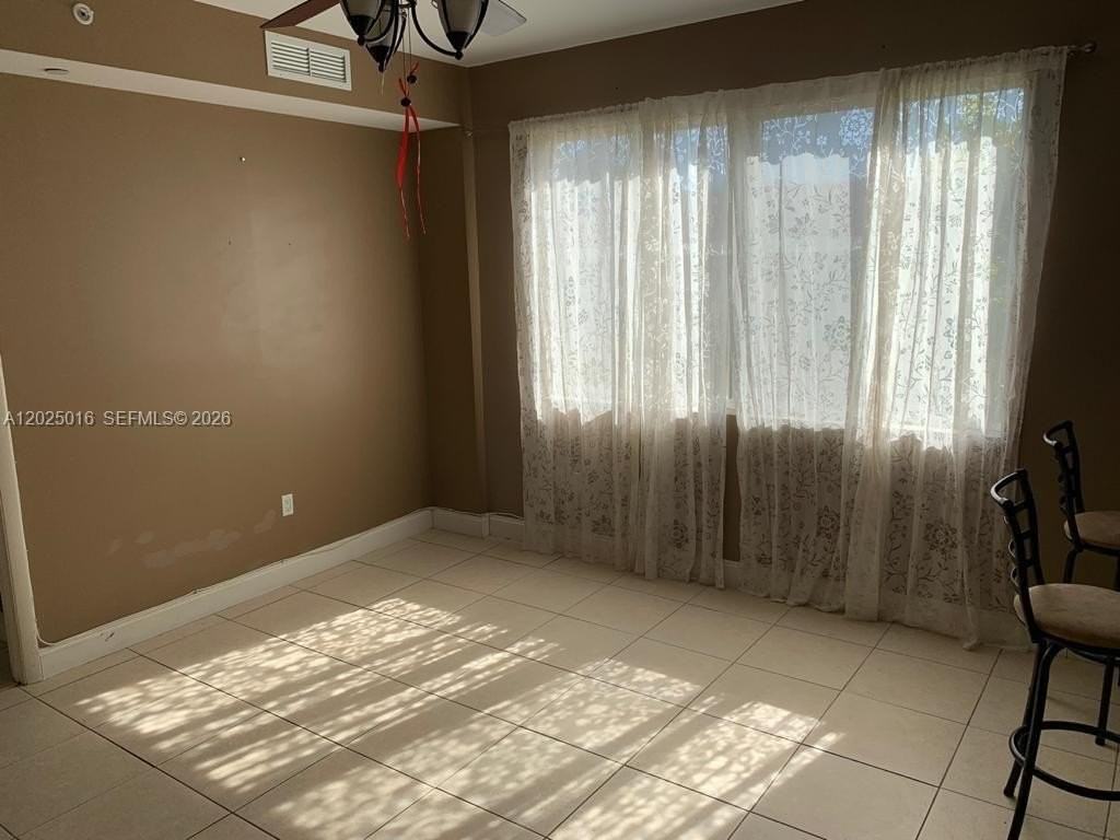 400 Sw 2nd St #201 - Photo 3 of 12