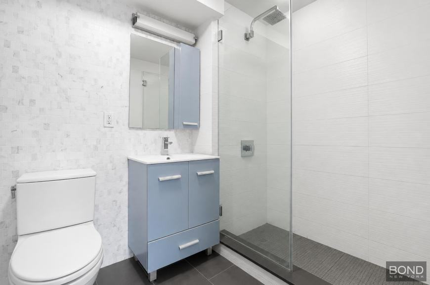1256 Ocean Ave - Photo 3 of 7