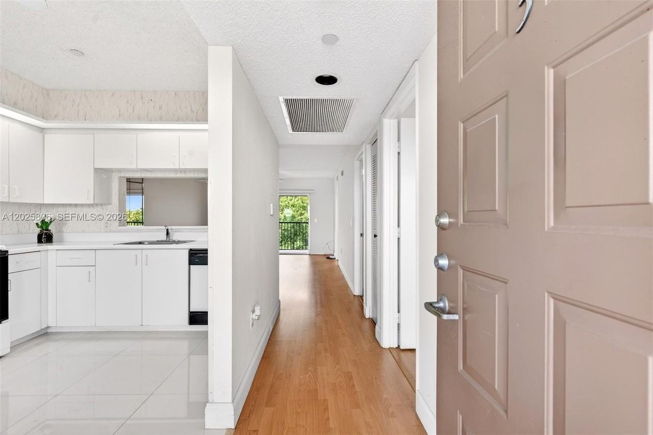 1650 Sw 124th Ter #403D - Photo 3 of 46
