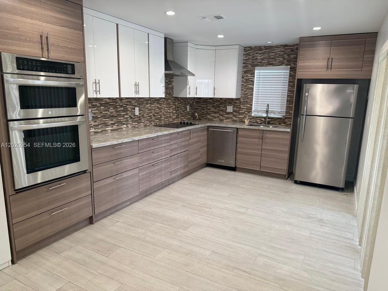 2621 Nw 99th Ave #2621 - Photo 5 of 10