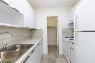 831 Nw 1st Ave #4 - Photo 1 of 1