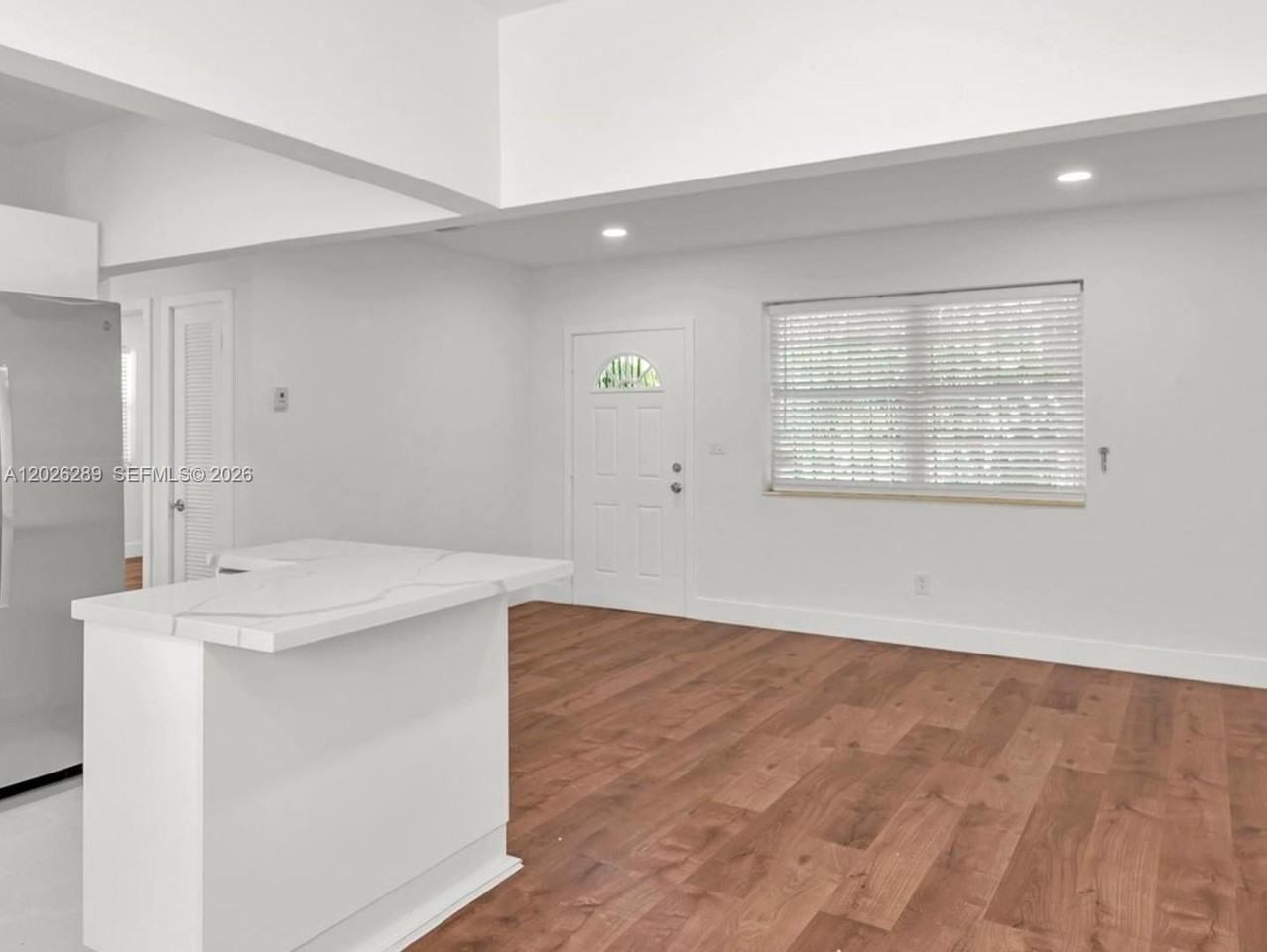 4200 Ne 1st Ave - Photo 4 of 11
