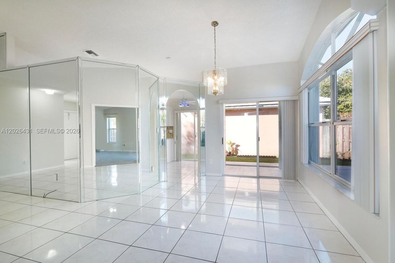 12357 Sw 144th Ter - Photo 6 of 30