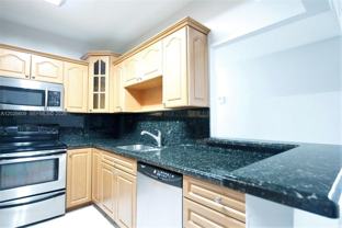 1455 N Treasure Dr #1A - Photo 1 of 1