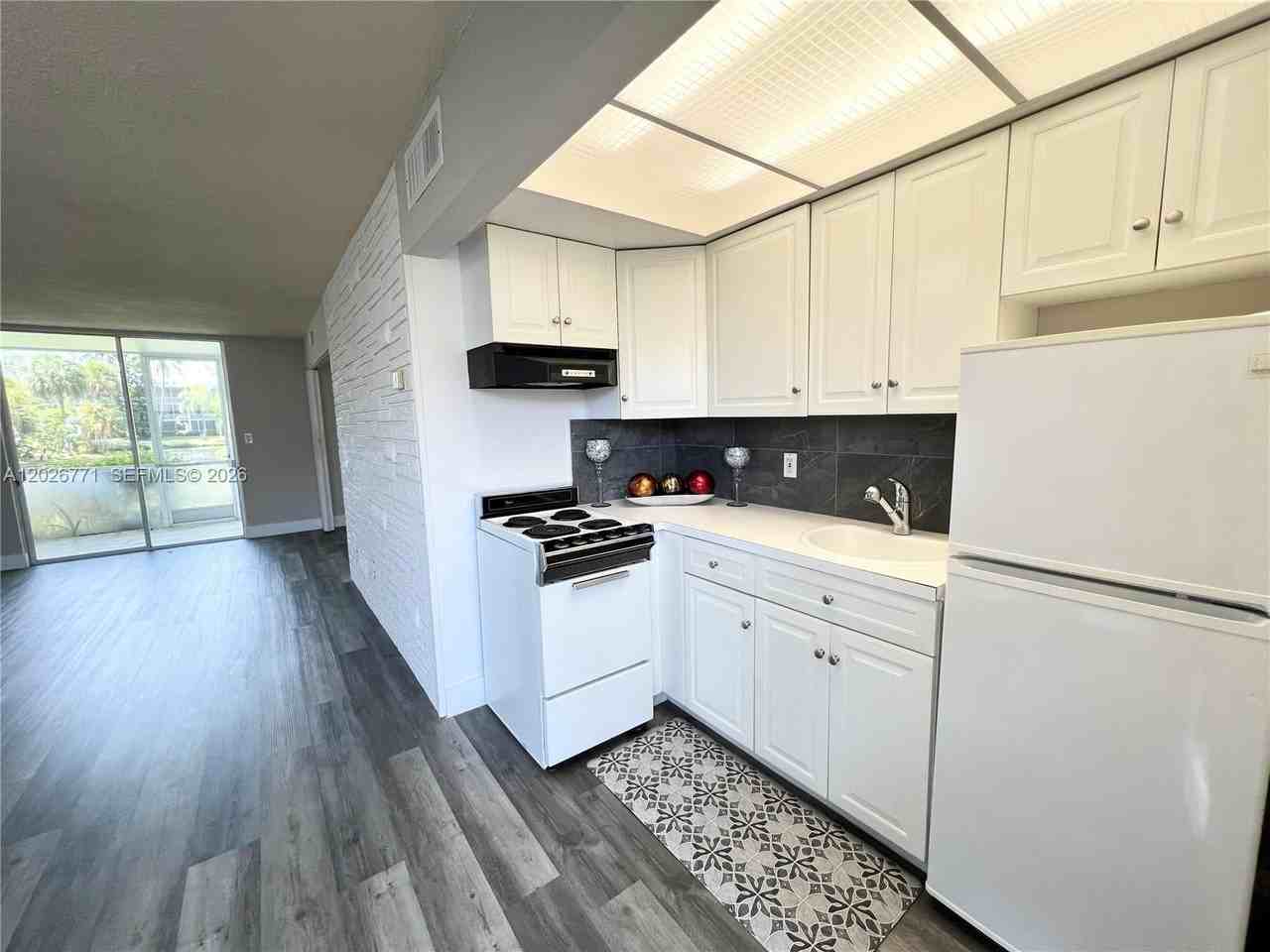 777 Se 2nd Ave #A102 - Photo 2 of 15