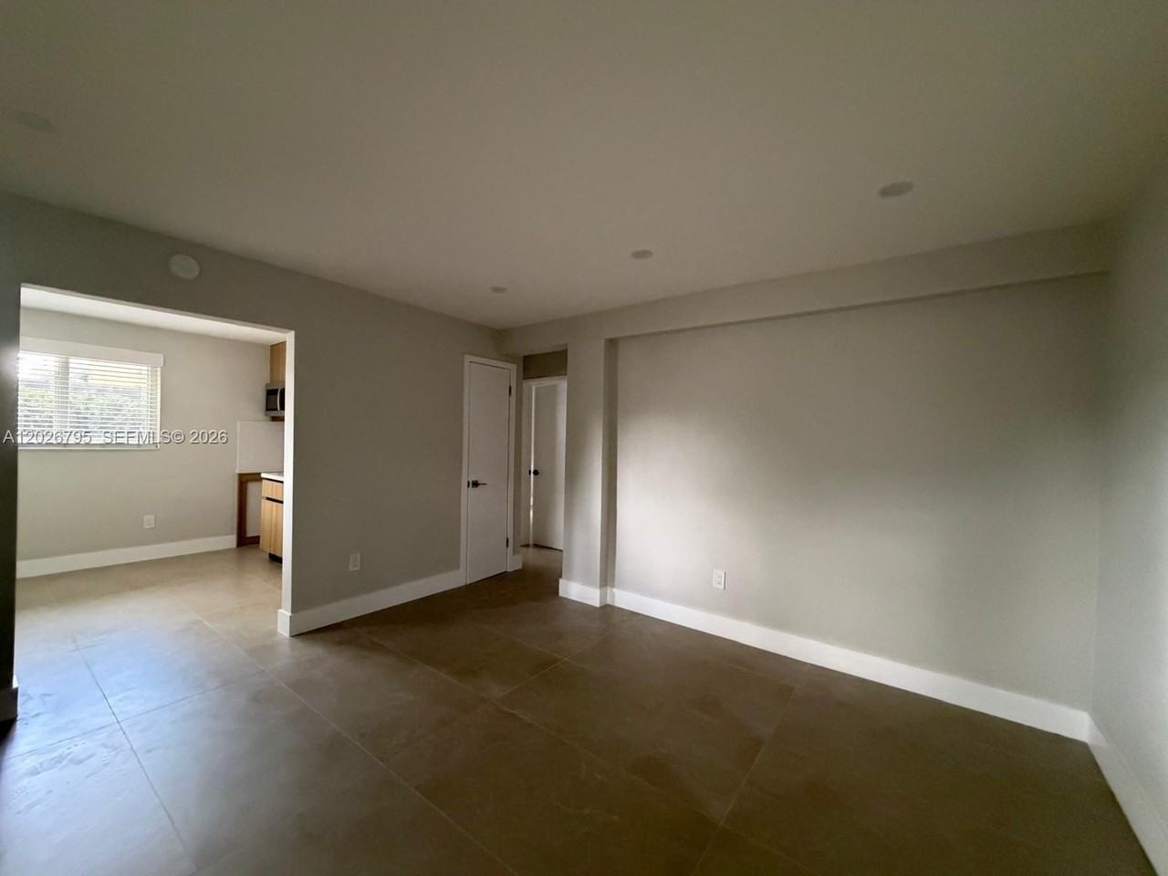 1844 Nw 19th St #1 - Photo 3 of 11