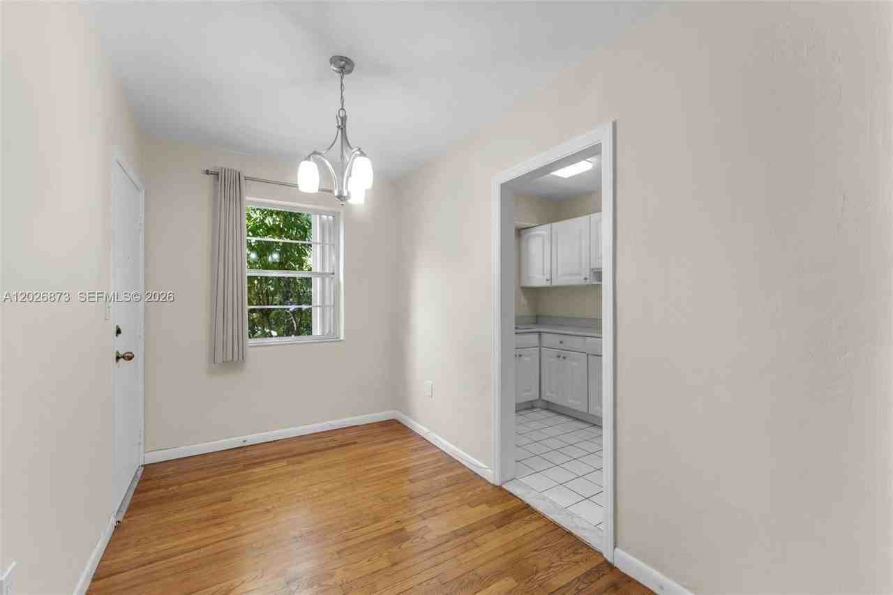 5590 Sw 78th St #133B - Photo 4 of 18